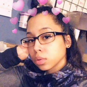 Meet your Posher, Katrina